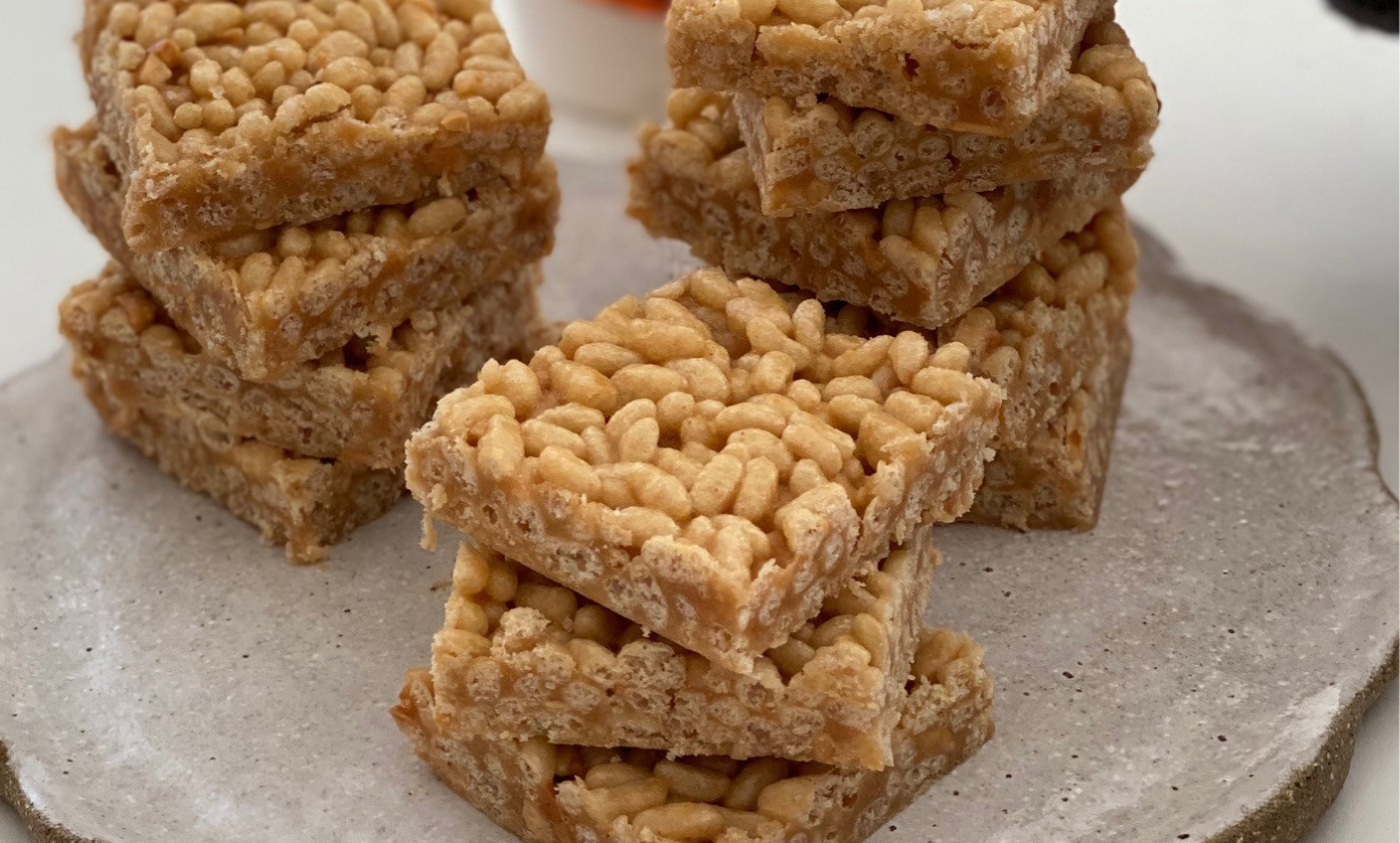 No Bake Wholesome Peanut Rice Puff Bars | Capilano Honey