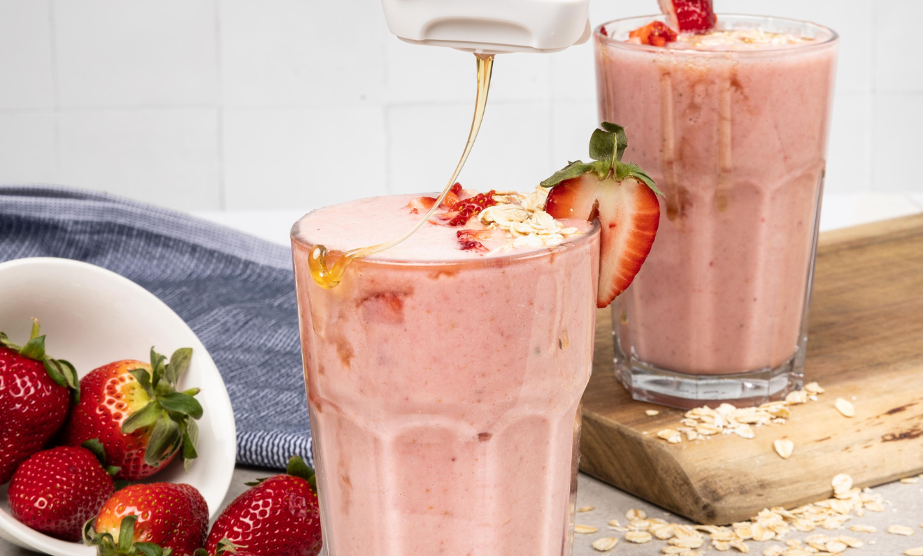 Strawberry Manuka Protein Smoothie | Capilano Honey